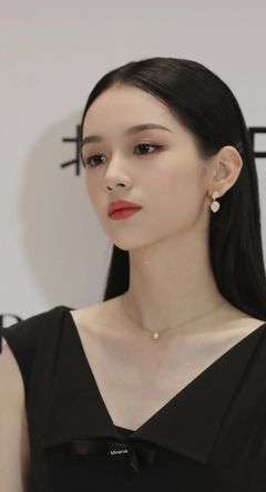 2025年新澳门天天免费精准大全,词语释义、解释和落实和警惕虚假宣传-全面释义、解释和落实_: 复杂现象的扭曲，是否也是可怕的现实？